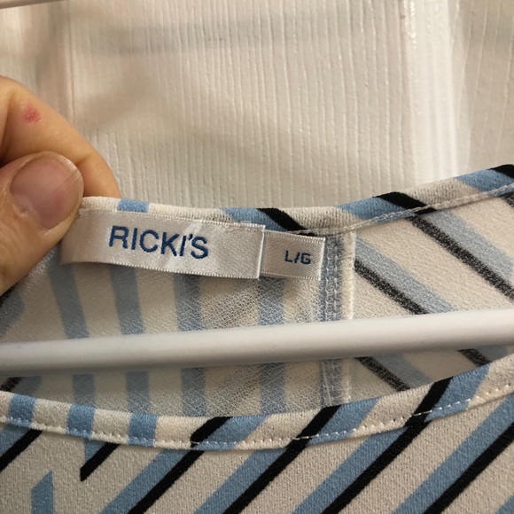 L long sleeve blouse - Picture 4 of 6